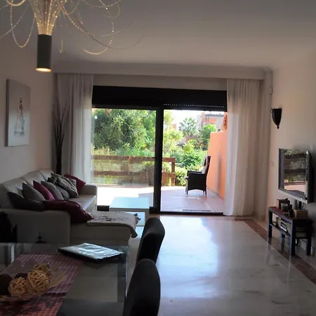 Precioso Con Jardin Y Piscina Comunitaria Apartmán